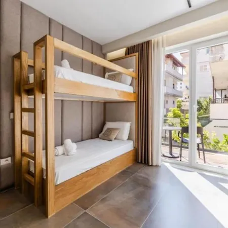 Zoe's By Ps Aparthotel