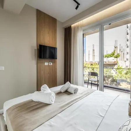 Apartahotel Zoe's By Ps 3*