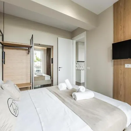 Apartahotel Zoe's By Ps Durrës