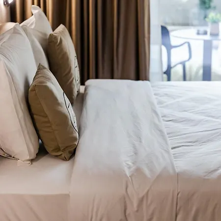 Zoe's By Ps Apartahotel 3*