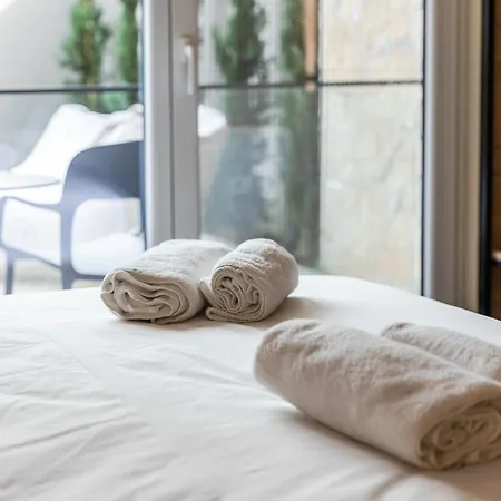 Zoe's By Ps Apartahotel 3*
