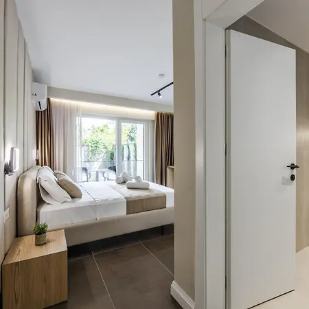 Apartmanhotel Zoe's By Ps 3*