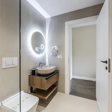 Zoe's By Premium Selection Дуррес