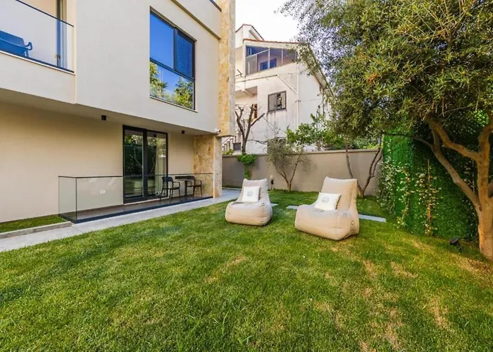 Lägenhetshotell Zoe's By Ps Durrës